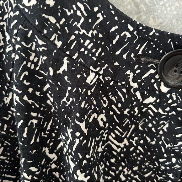 Lane Bryant Black White Pattern Design Cuffed Short Sleeve Open Style Jacket - Picture 4 of 7